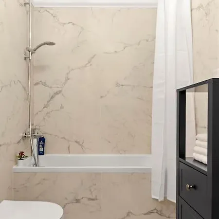 Win Herastrau * Βουκουρέστι